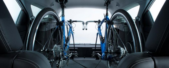 Honda Civic Tourer - In-car Bicycle Rack (02)
