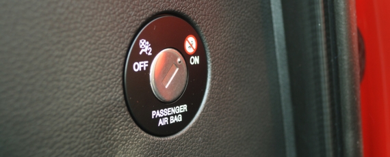 Kia Cee'd 1.6 GDI City - dezactivarea airbag-ului pentru pasager
