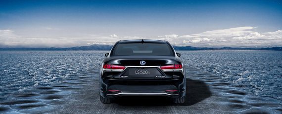 Noul Lexus LS 500h (05)