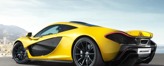 McLaren P1 - lateral