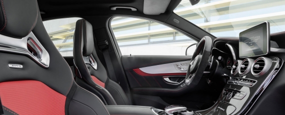 Noul Mercedes-AMG C63 interior (02)