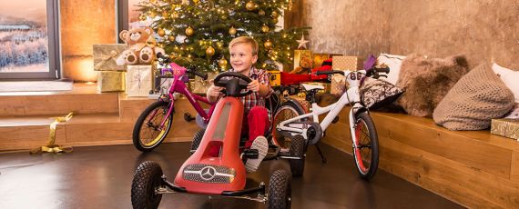Mercedes-Benz Christmas Stars 2016 (04)