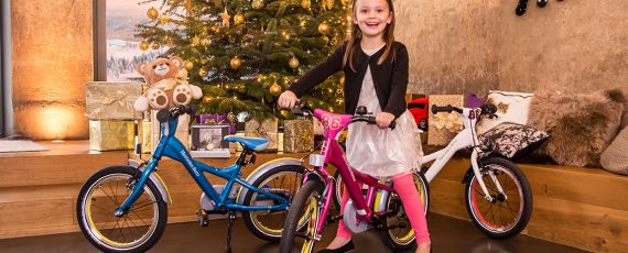Mercedes-Benz Christmas Stars 2016 (03)