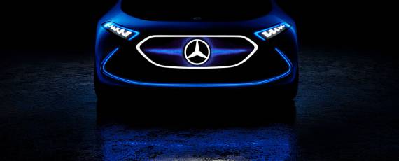 Mercedes-Benz Concept EQA (12)