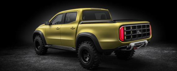 Mercedes-Benz Concept X-CLASS powerful adventurer (06)