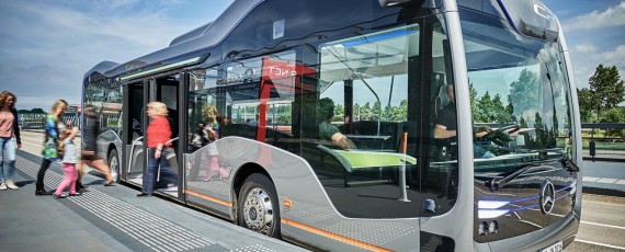 Mercedes-Benz Future Bus (01)