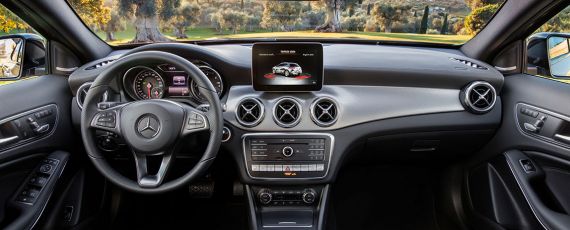 Mercedes-Benz GLA facelift - interior (01)