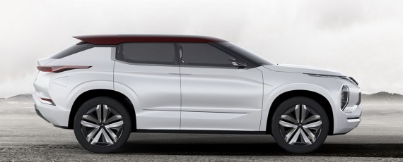 Mitsubishi GT-PHEV Concept (02)