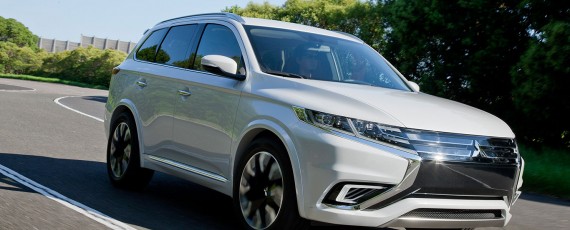 Mitsubishi Outlander PHEV Concept-S (01)