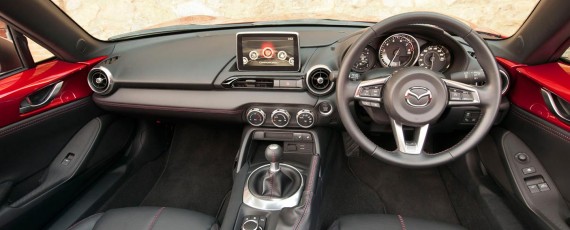 Noua Mazda MX-5 2015 interior (12)