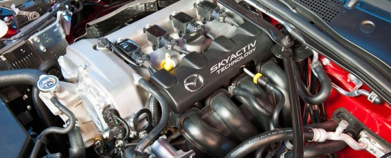 Noua Mazda MX-5 2015 - motor 1.5 skyactiv-g