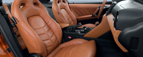 Noul Nissan GT-R 2017 (12)