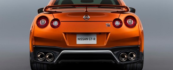 Noul Nissan GT-R 2017 (02)