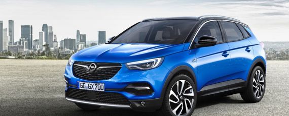 Opel Grandland X (01)