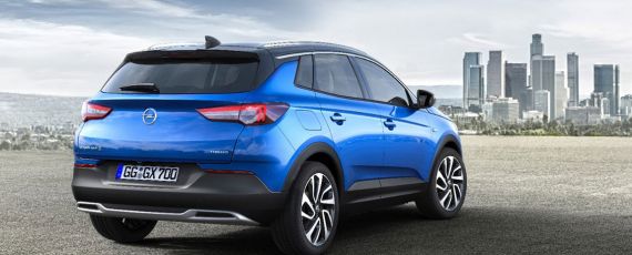 Opel Grandland X (02)