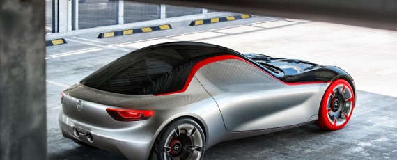 Conceptul Opel GT (02)