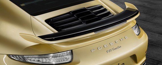 Porsche 911 Turbo Aerokit (03)