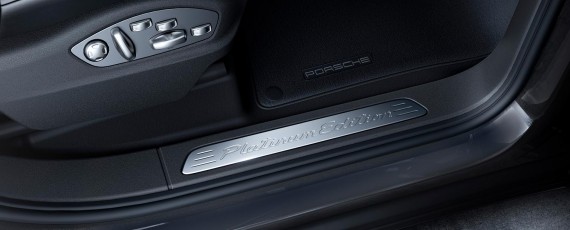 Porsche Cayenne Platinum Edition (04)