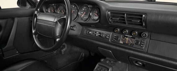 Mediaplayer pentru clasicele Porsche 911 (02)