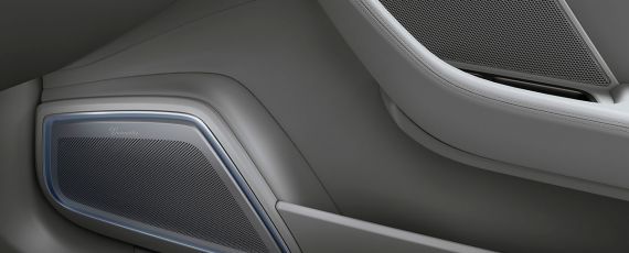 Porsche Panamera - audio Burmester 3D (01)