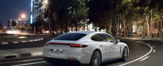 Porsche Panamera Turbo S E-Hybrid (03)