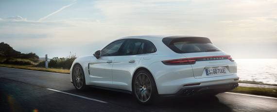 Porsche Panamera Turbo S E-Hybrid Sport Turismo (02)