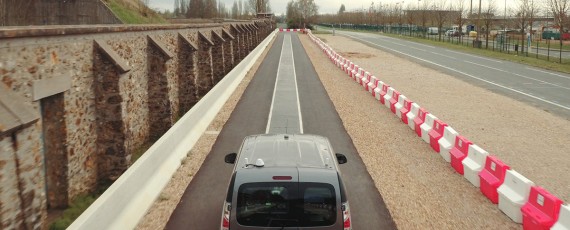 Renault Kangoo ZE - incarcare wireless (02)