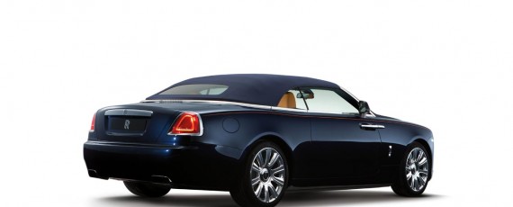 Noul Rolls-Royce Dawn (06)