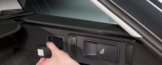 SKODA Octavia 2017 - interior (02)