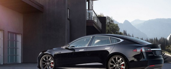 Tesla Model S (02)