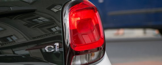 Test Citroen C1 1.0 VTi (05)