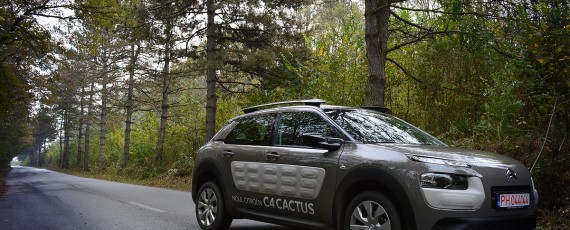 Test Drive Citroen C4 Cactus (03)