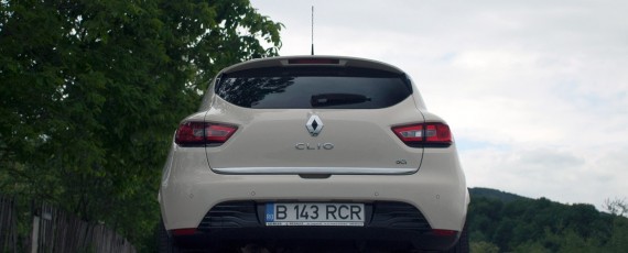 Test Renault Clio ICONIC dCi 90 EDC (03)