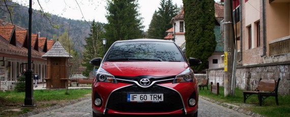 Test Drive Toyota Yaris Bi-Tone Edition (04)