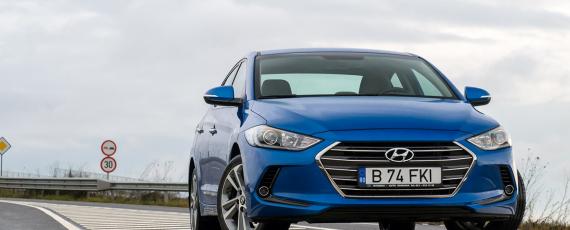 Test Hyundai Elantra 1.6 CRDi (01)