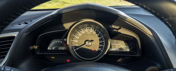 Test Mazda3 Sedan G120 Attraction (18)