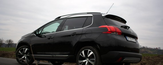 Test Peugeot 2008 1.6 e-HDi (03)