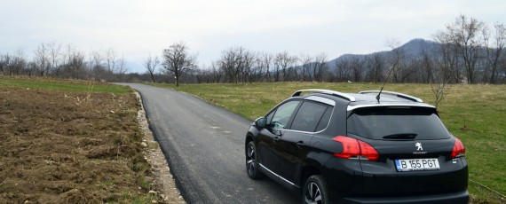 Test Peugeot 2008 1.6 e-HDi (09)