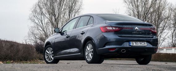 Test Renault Megane Sedan dCi 110 EDC (03)