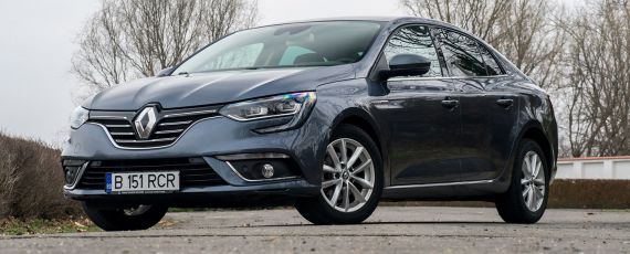 Test Renault Megane Sedan dCi 110 EDC (02)