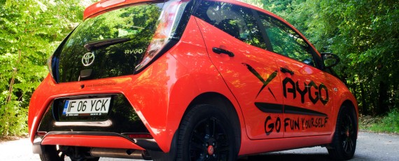 Test Drive Toyota AYGO 1.0 x-cite (03)