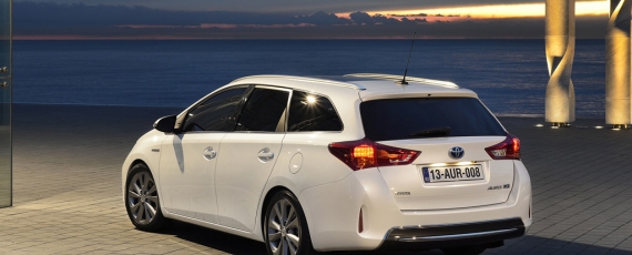 Auris Touring Sports - spate