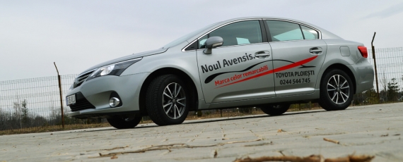 Test Drive Toyota Avensis 1.8 l Valvematic Multidrive Executive