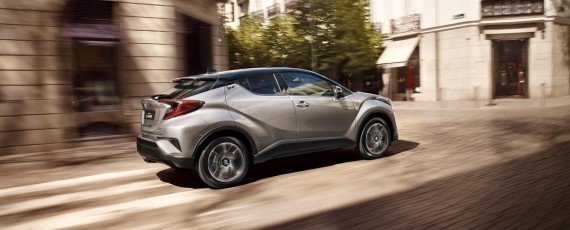 Toyota C-HR (02)