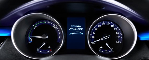 Toyota C-HR - interior (04)