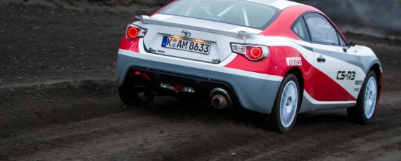 Noua Toyota GT86 CS-R3 (02)