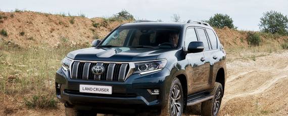 Toyota Land Cruiser 2018 (09)