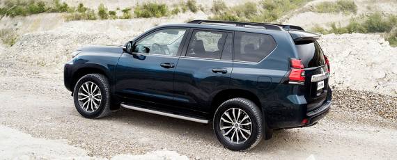 Toyota Land Cruiser 2018 (07)