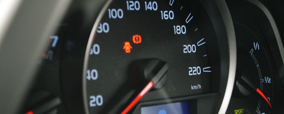 Noua Toyota RAV4 2013 - ceasurile de bord