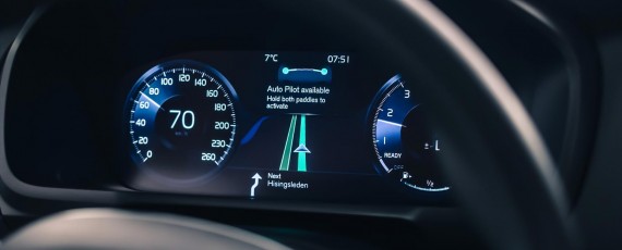 Volvo - mașini autonome (03)